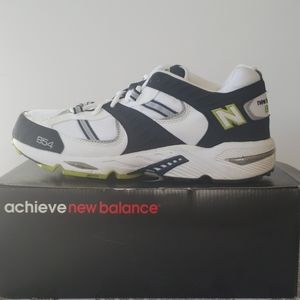 New Balance 854 Sneakers